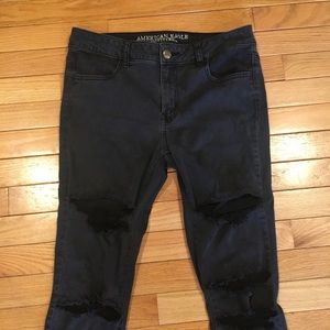 FINAL SALE 🖤 Black distressed jeans 👖